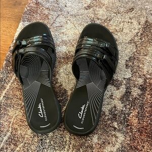 Clarks Women's Glossy Black Slide Sandals